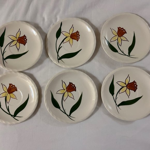 Set Of6 BlueRidge Pottery Daffodil desert plates  with Pie Crust Rims - Picture 1 of 1